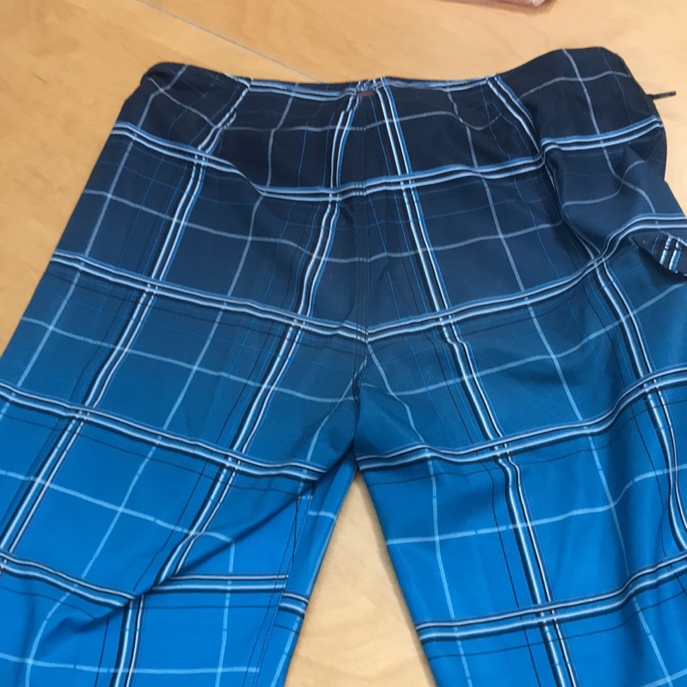 Quicksilver blue plaid surfer shorts swim trunks size 34 excellent condition - Picture 4 of 8
